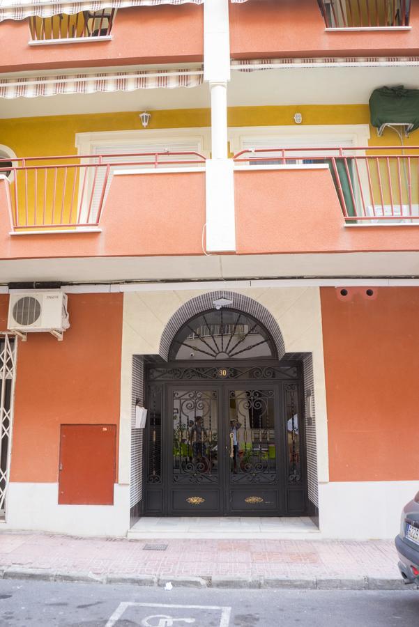 Wohnung In Torrevieja Exterior photo